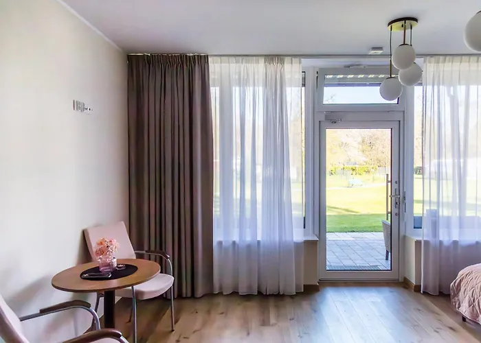 White House Ястшембя-Гура